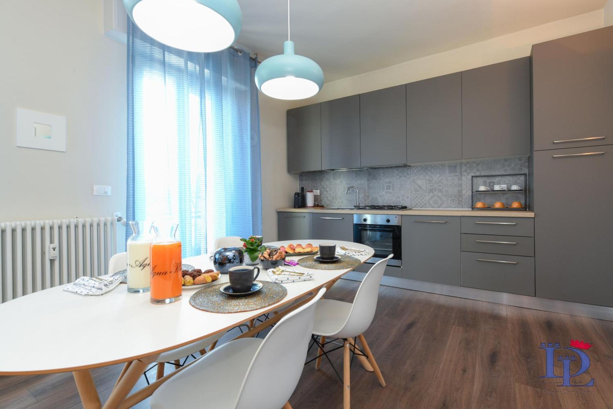 Desenzanoloft Official Partner Marriott Homes & Villas - Jack'S Penthouse デセンツァーノ・デル・ガルダ エクステリア 写真